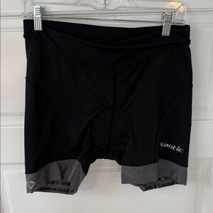 Santic women’s bike shorts sz large